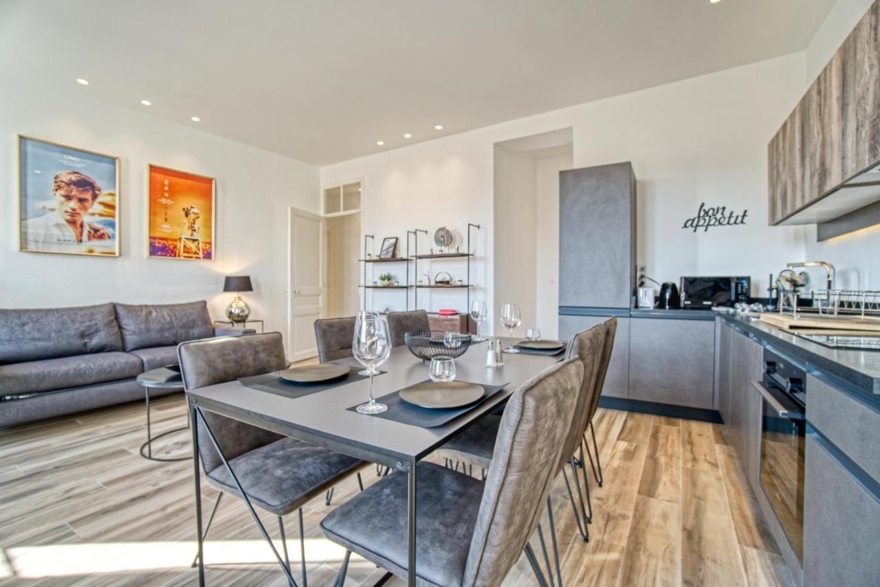 Superbe 3 Pièces Refait à Neuf Classé 4 étoiles Avec Ascenseur Et Balcon à Pied De La Et Du Palais Des Festivals Appartement Cannes