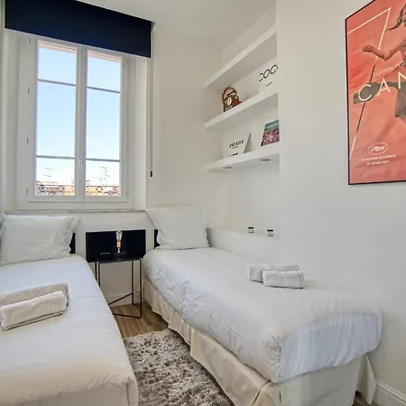 Superbe 3 pièces refait à neuf classé 4 étoiles avec ascenseur et balcon à pied de la plage et du palais des festivals Cannes Extérieur photo