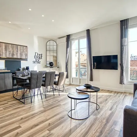 Superbe 3 pièces refait à neuf classé 4 étoiles avec ascenseur et balcon à pied de la plage et du palais des festivals Cannes Extérieur photo